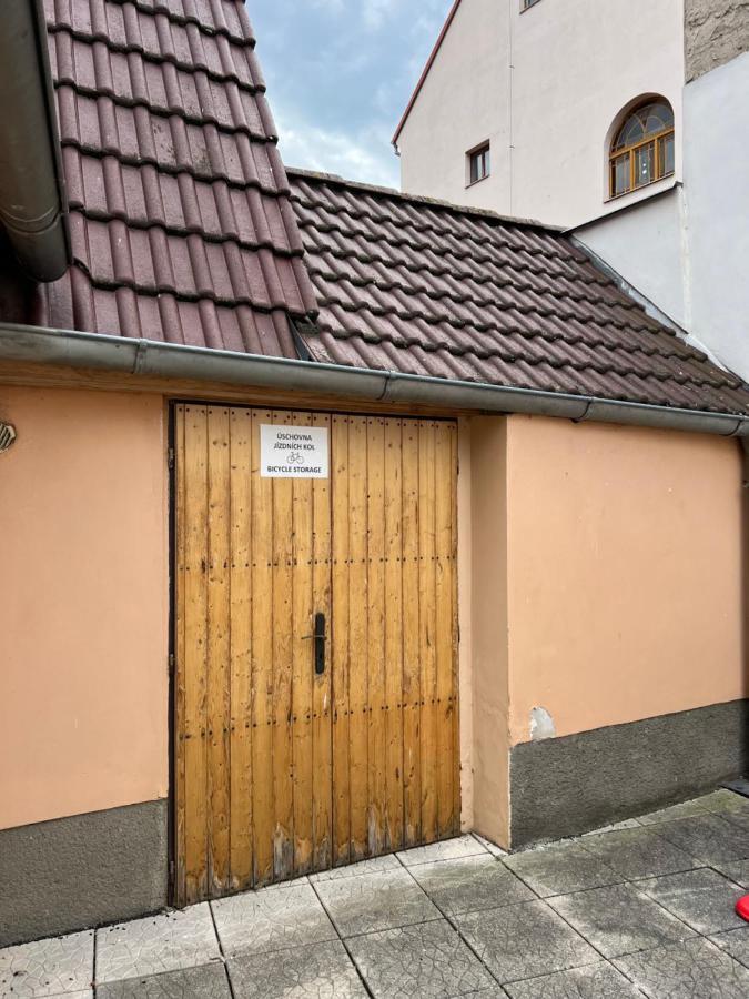 Cely Dum V Historickem Centru Loun Appartement Louny Buitenkant foto