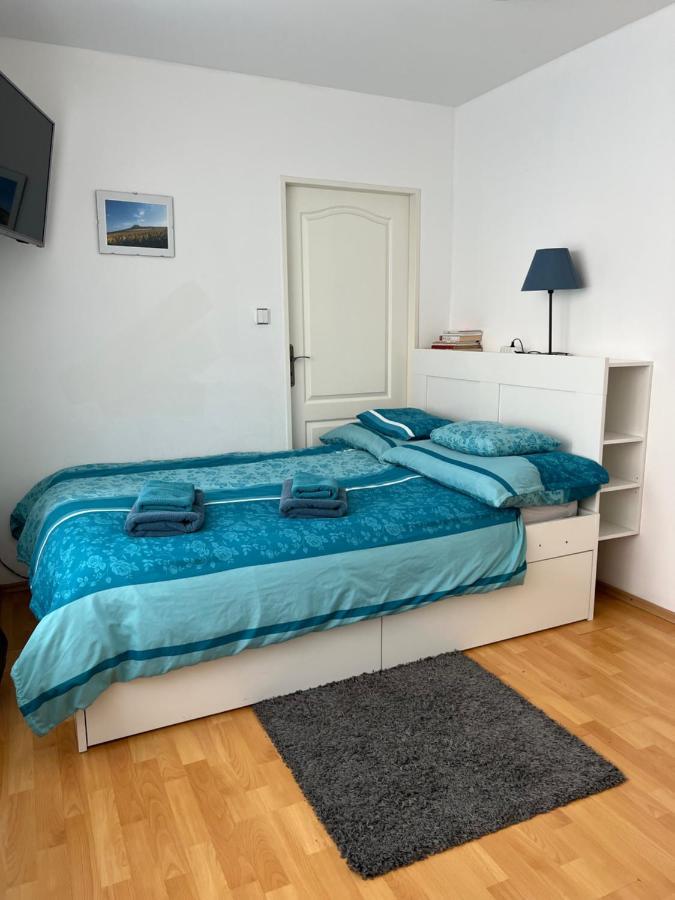Cely Dum V Historickem Centru Loun Appartement Louny Buitenkant foto