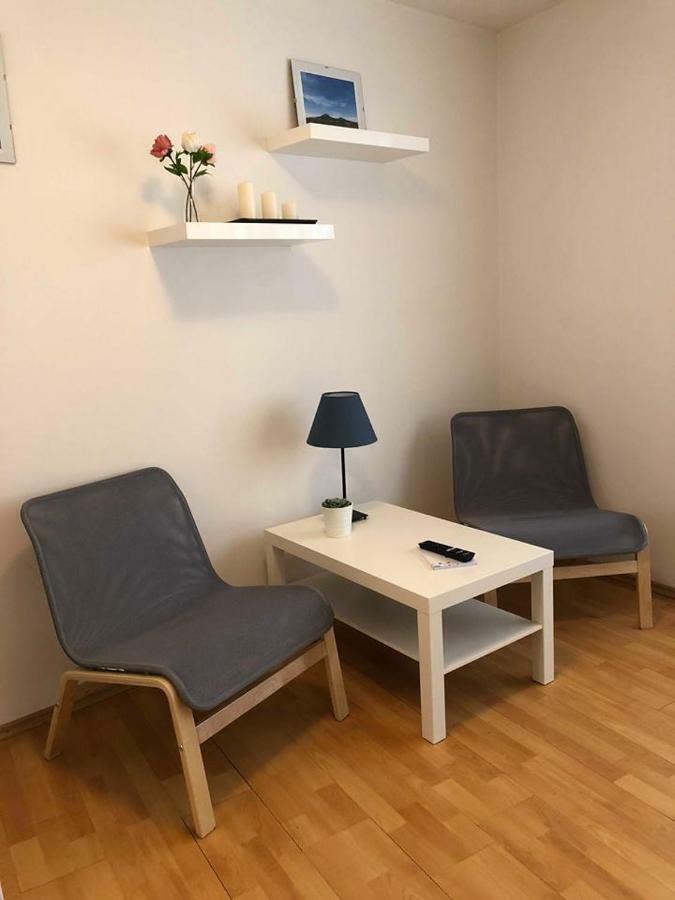 Cely Dum V Historickem Centru Loun Appartement Louny Buitenkant foto