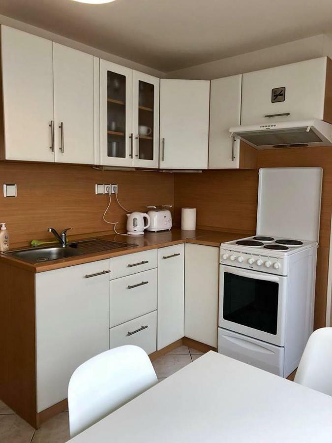 Cely Dum V Historickem Centru Loun Appartement Louny Buitenkant foto
